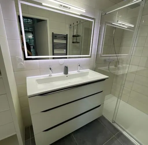 Les Jardins De Marlioz 3 Et Parkings